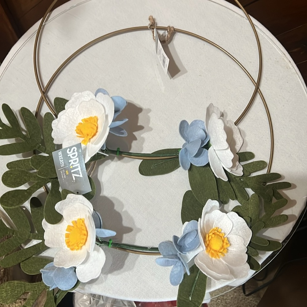Wreath - Picture 2 of 8